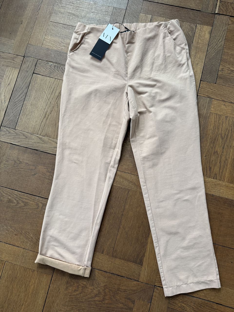 2126 Pants